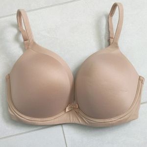 2 for $20! 32 DDD Body by Victoria Wireless bra